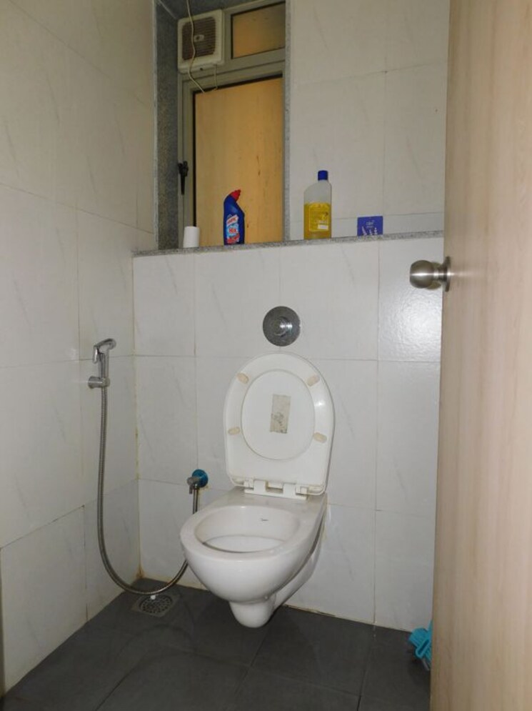 Bathroom, lodha-palava-casa-rio-caspiana 1 Bedroom 594 Sq.Ft. Apartment In Dombivli East Thane 9817940