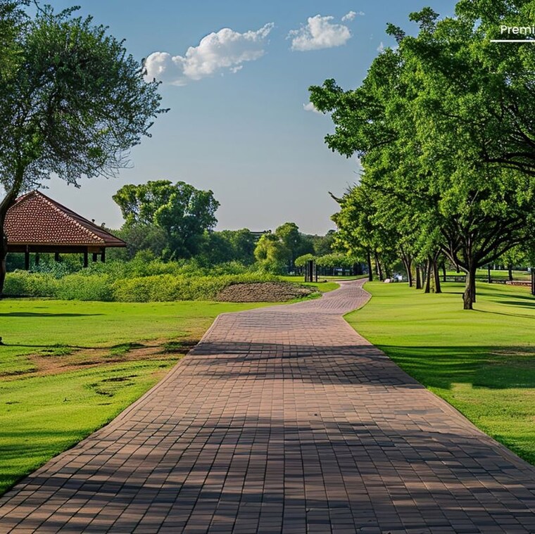 Garden, sector 65 3 Bedroom 1350 Sq.Ft. Builder Floor In Sector 65 Faridabad 9776020