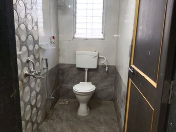 Bathroom in 1 BHK Builder Floor at Kharadi Gaon – for Rent