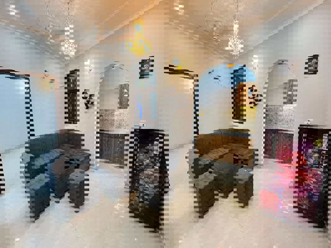 2 BHK Apartment For Rent in Saket