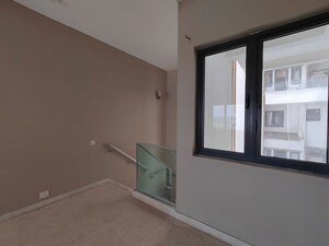 Room in 2 BHK Apartment at Ireo The Grand Arch, Sector 58 – for Rent