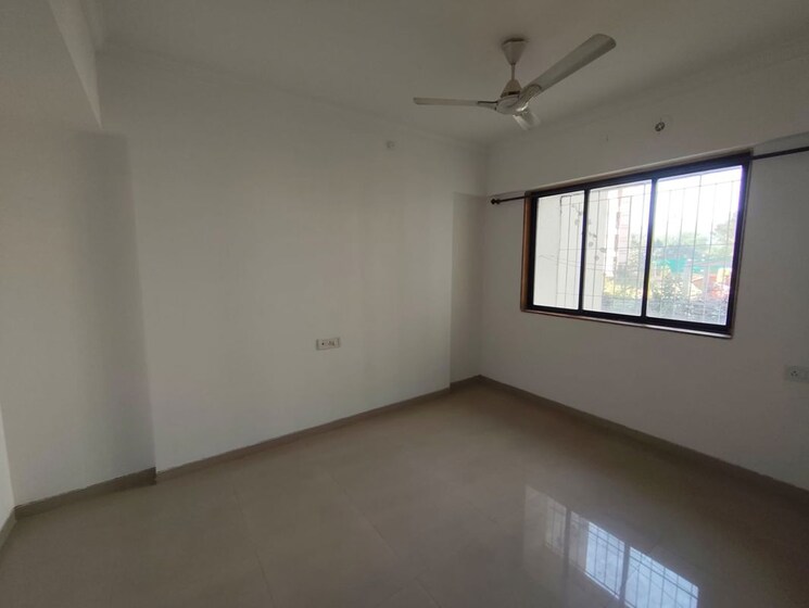 Room, puranik-hometown 2 Bedroom 700 Sq.Ft. Apartment In Ghodbunder Road Thane 9818342