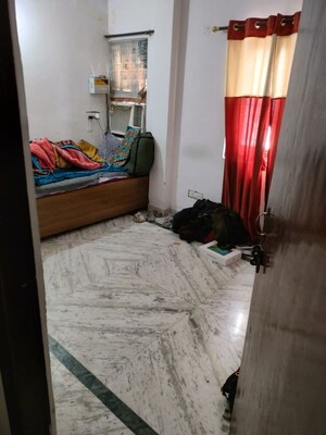 Room in 2 BHK Apartment at Saket – for Rent