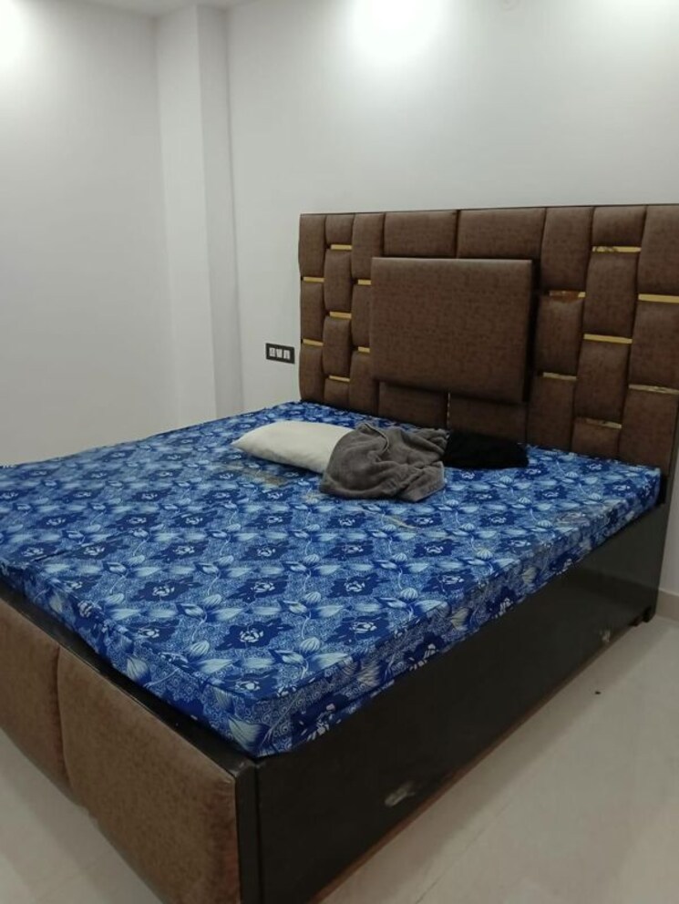 Bedroom, saket 2 Bedroom 1100 Sq.Ft. Apartment In Saket Delhi 9818373