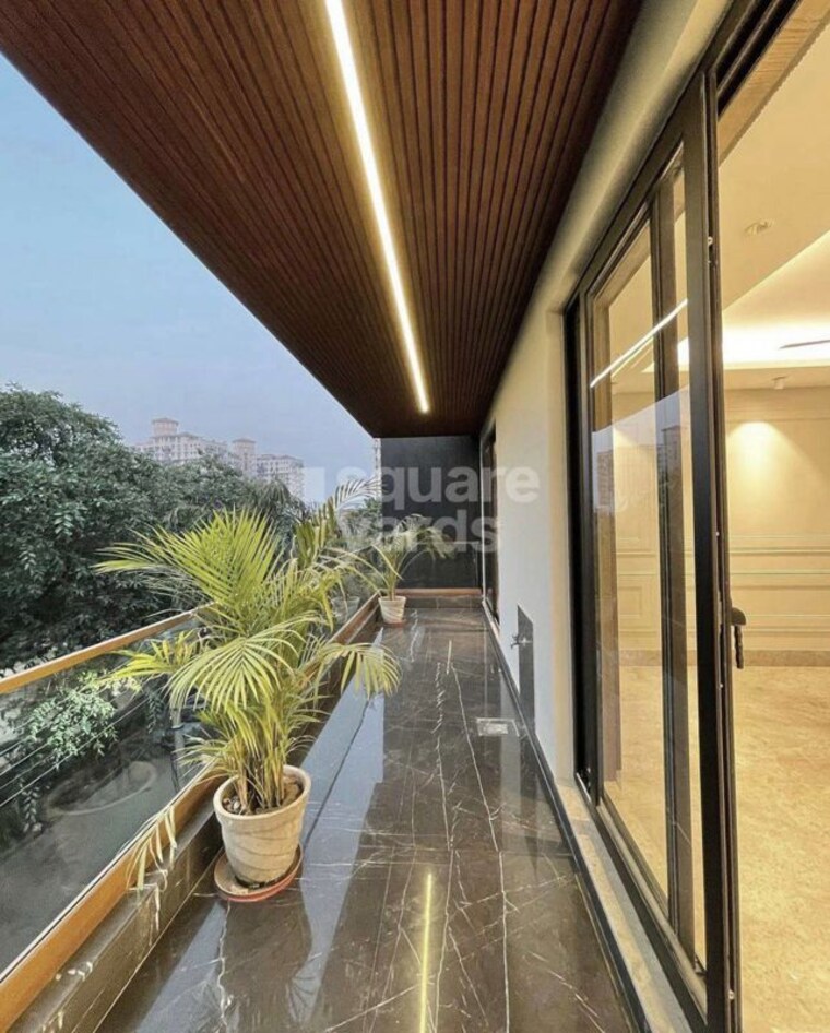 Balcony, dlf cyber city 3 Bedroom 4495 Sq.Ft. Builder Floor In Dlf Cyber City Gurgaon 9818393