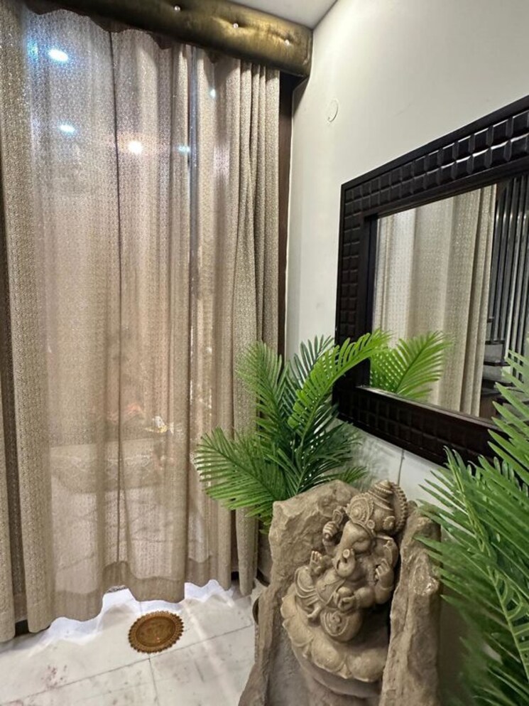 Balcony, sushant-lok-3 6+ Bedroom 5800 Sq.Ft. Independent House In Sector 57 Gurgaon 9818436