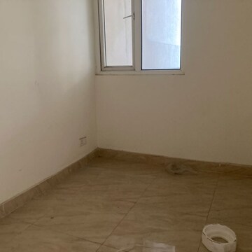 Room in 2 BHK Apartment at Gaur Yamuna City 16th Park View, Sector 19 Yamuna Expressway – for Rent