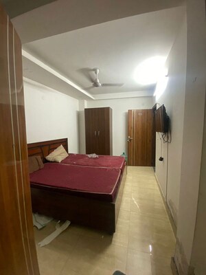 1 RK Builder Floor For Rent in Maple Heights, Sector 43