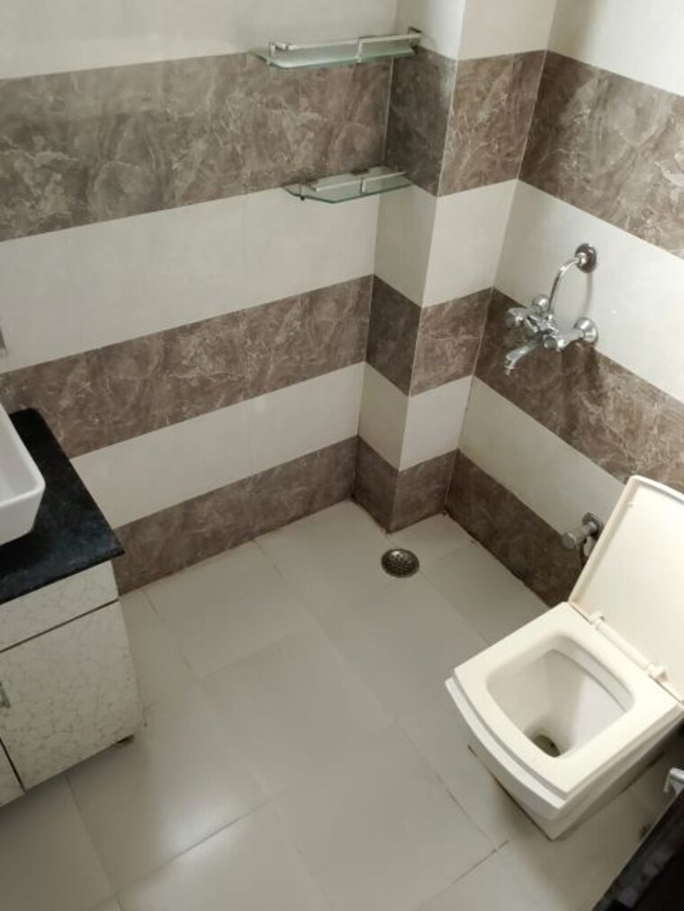 Master Bedroom, maple-heights 1 RK 400 Sq.Ft. Builder Floor In Sector 43 Gurgaon 9818499