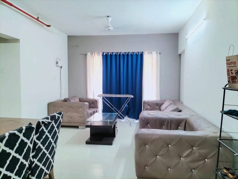 Master Bedroom, avant-hillway 2 Bedroom 950 Sq.Ft. Apartment In Goregaon East Mumbai 9818543