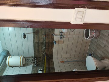 Bathroom in 1 BHK Builder Floor at Khirki Extension – for Rent