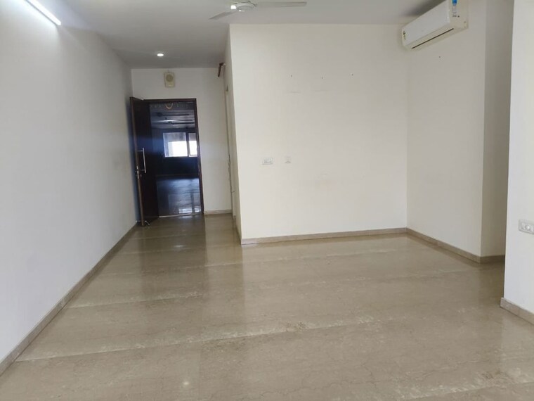 Room, lnt-crescent-bay-t5 3.5 Bedroom 1850 Sq.Ft. Apartment In Parel Mumbai 9818579