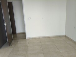 3.5 BHK + Pooja Room,Servant Room Apartment For Rent in LnT Crescent Bay T5
