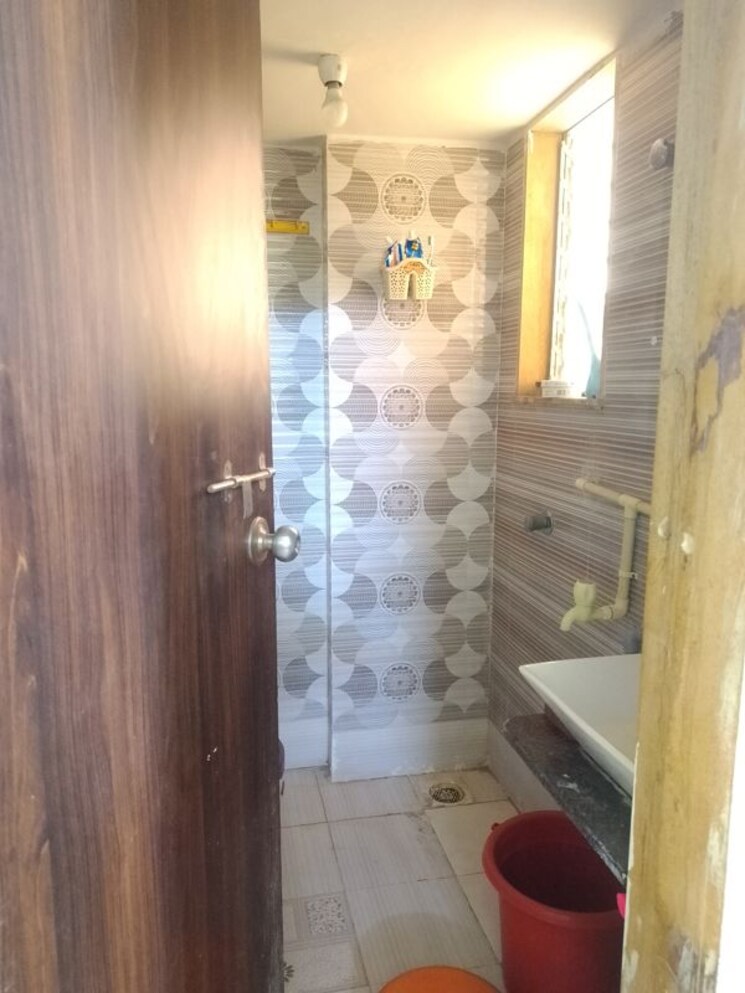Bathroom, sb-lifespaces-sandeep-heights 1 Bedroom 550 Sq.Ft. Apartment In Nalasopara West Palghar 9818625