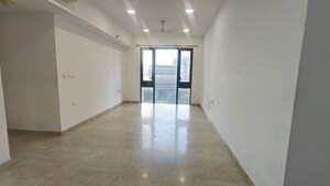 Room in 2 BHK Apartment at Lodha Parkside, Worli – for Rent