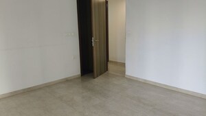 Room in 2 BHK Apartment at Lodha Parkside, Worli – for Rent