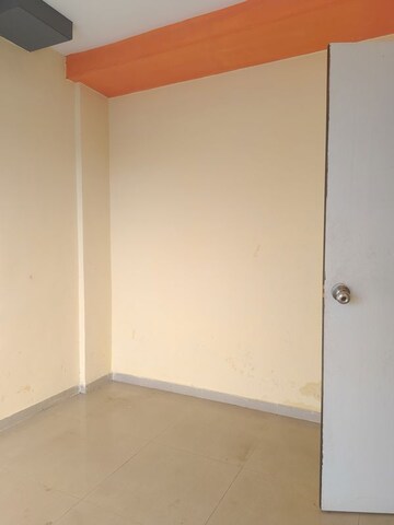 Room in 1 BHK Apartment at Shree Nakoda Shalibhadra Heights, Nalasopara West – for Rent