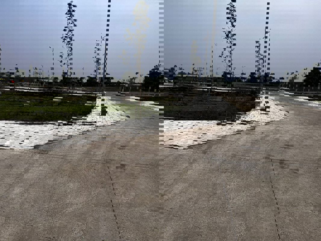 Plot For Sale in Wave City