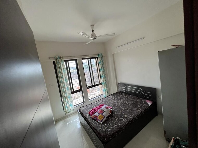Master Bedroom, goel-ganga-florentina 3 Bedroom 1480 Sq.Ft. Apartment In Nibm Annexe Pune 8975297
