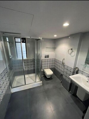 Team Area in 2 BHK Apartment at Blue Bird, Pali Hill – for Rent