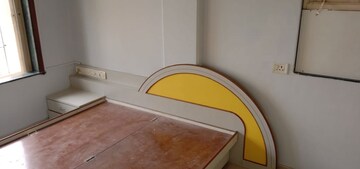 Room in 2 BHK Builder Floor at Walvekar Nagar – for Rent