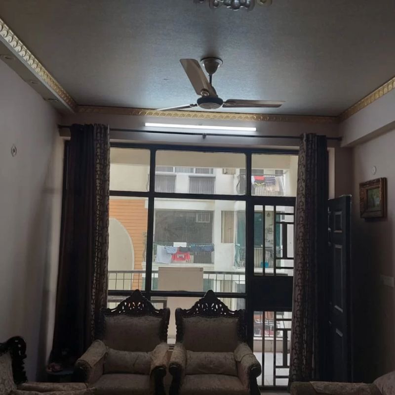 2 BHK + Study Room 1550 Sq.Ft. Apartment in Royal Towers Noida