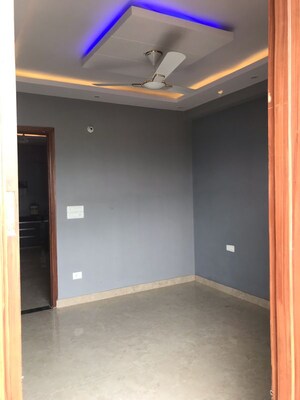 Room in 2 BHK Builder Floor at Sector 8 Dwarka – for Rent