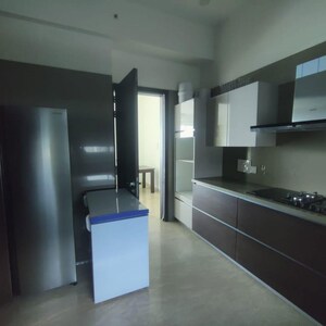 Building Lobby in 4 BHK Apartment at Raheja Imperia, Empire Mill – for Rent