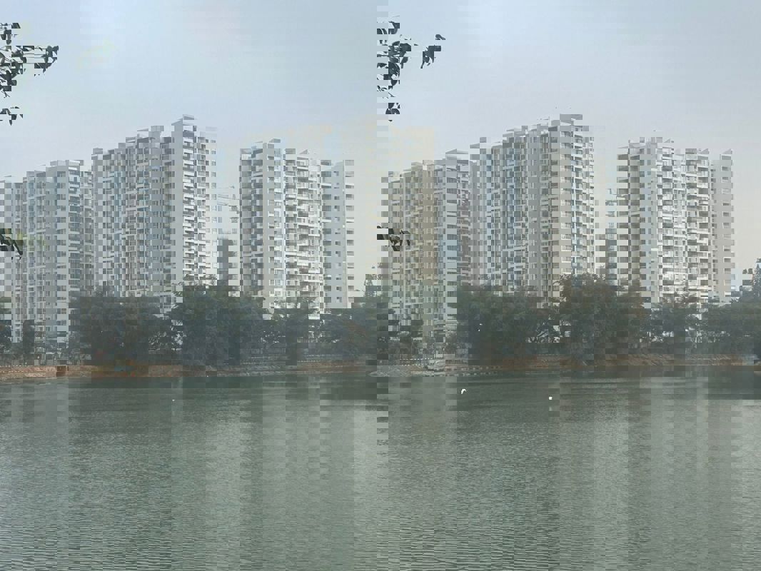 3.5 BHK + Pooja Room,Servant Room,Study Room 1895 Sq.Ft. Apartment in Sumadhura Folium