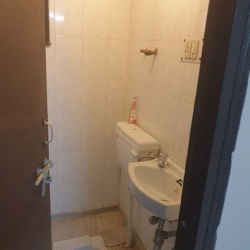 Bathroom in 4 BHK Apartment at Vastu Apartments, Ghata – for Rent
