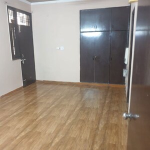 Room in 4 BHK Apartment at Vastu Apartments, Ghata – for Rent