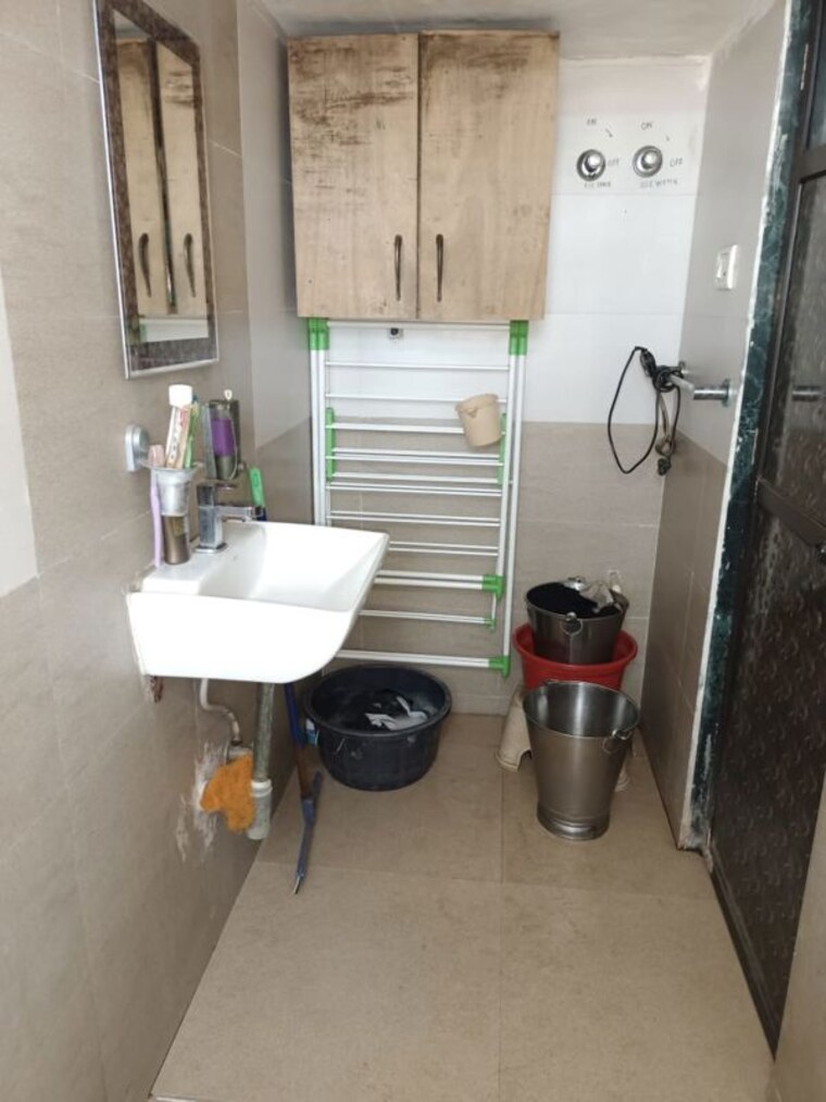 Bathroom, mahape 1 Bedroom 649 Sq.Ft. Apartment In Mahape Navi Mumbai 9819127