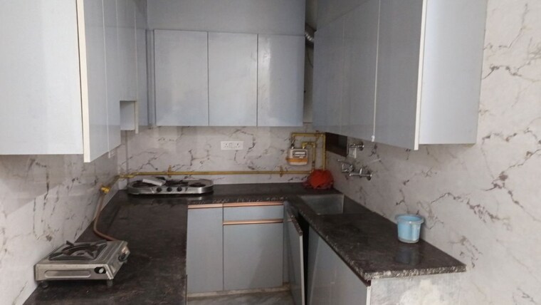 Kitchen, patel nagar 2 Bedroom 1000 Sq.Ft. Builder Floor In Patel Nagar Delhi 9819138