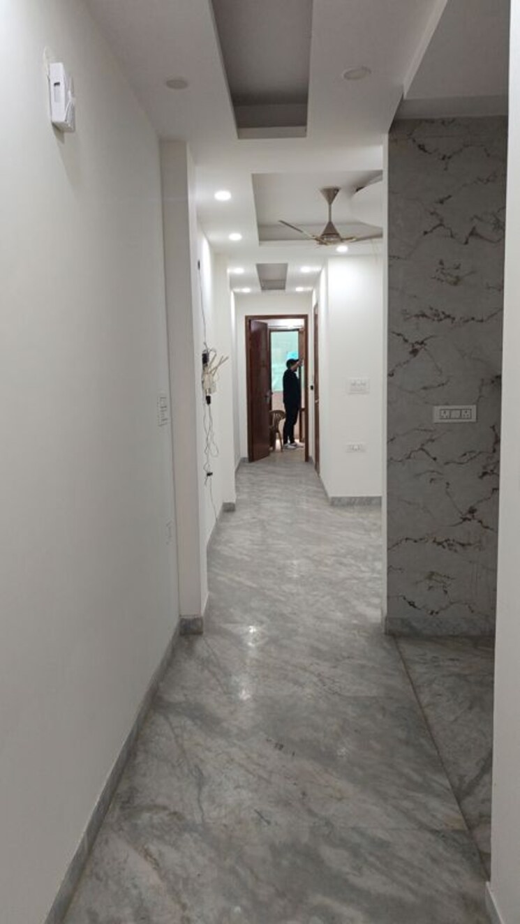 undefined, patel nagar 2 Bedroom 1000 Sq.Ft. Builder Floor In Patel Nagar Delhi 9819138