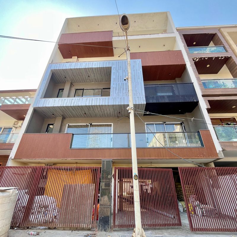 4 BHK Builder Floor For Sale in South City 2