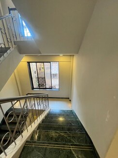 2 BHK + Pooja Room,Servant Room Apartment For Rent in Safal Twins