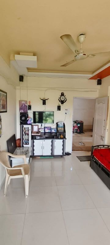 Furnished Amenities in Studio Apartment at Kasturigram CHS, Dombivli West – for Rent