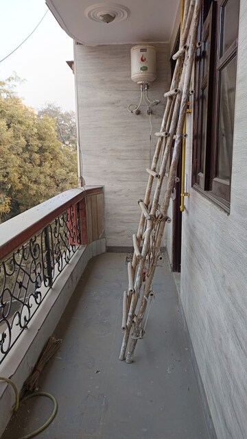 Balcony in 3 BHK Builder Floor at East Patel Nagar – for Rent