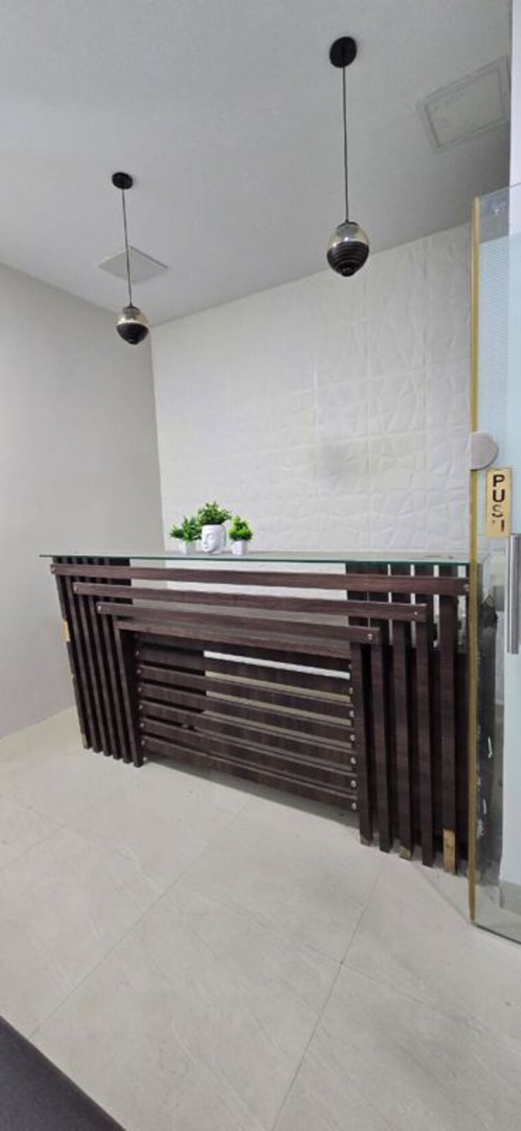 Room, pride-icon-kharadi Commercial Office Space in IT/SEZ 2300 Sq.Ft. In Kharadi Pune 9819234