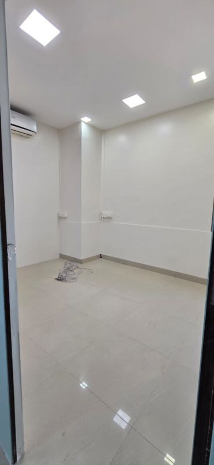 Room, pride-icon-kharadi Commercial Office Space in IT/SEZ 2300 Sq.Ft. In Kharadi Pune 9819234