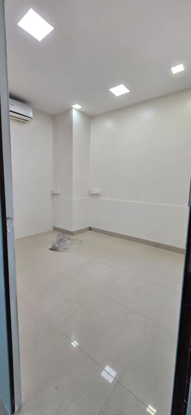 Room, pride-icon-kharadi Commercial Office Space in IT/SEZ 2300 Sq.Ft. In Kharadi Pune 9819234