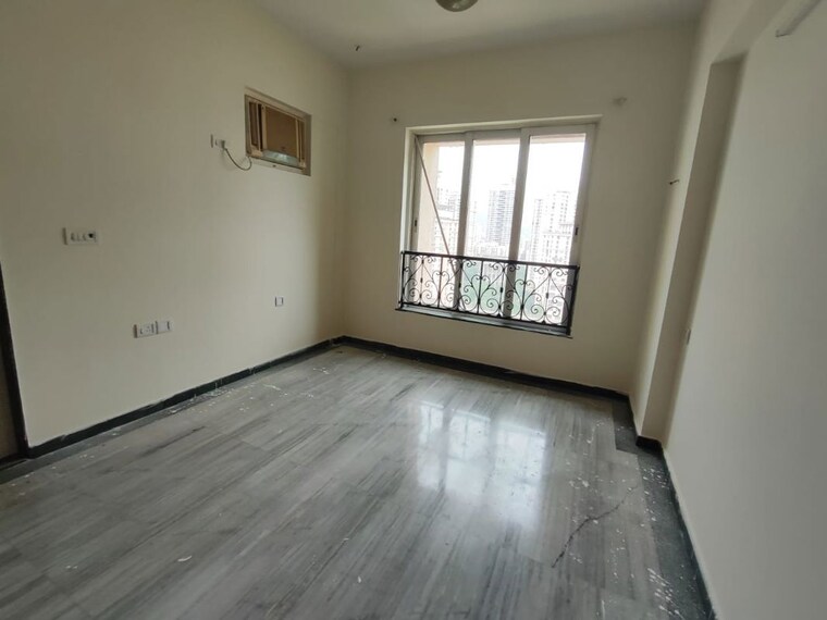 Room, hiranandani-estate-spenta 3 Bedroom 1200 Sq.Ft. Apartment In Ghodbunder Road Thane 9819230