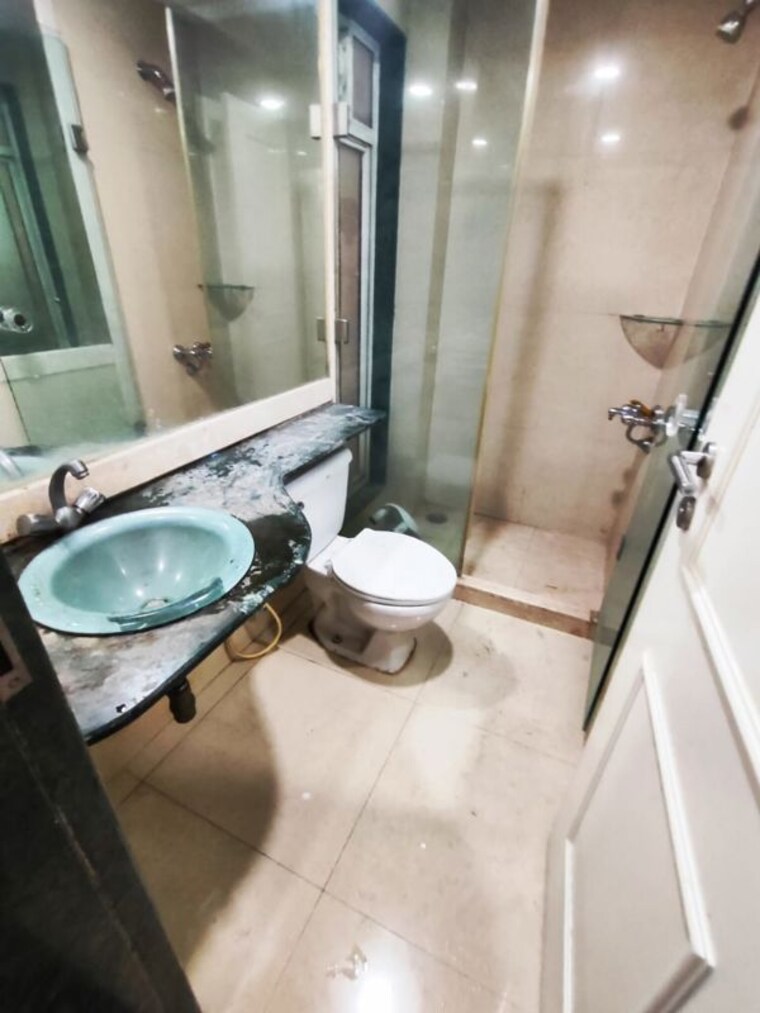 Attached Bathroom, hiranandani-estate-spenta 3 Bedroom 1200 Sq.Ft. Apartment In Ghodbunder Road Thane 9819249