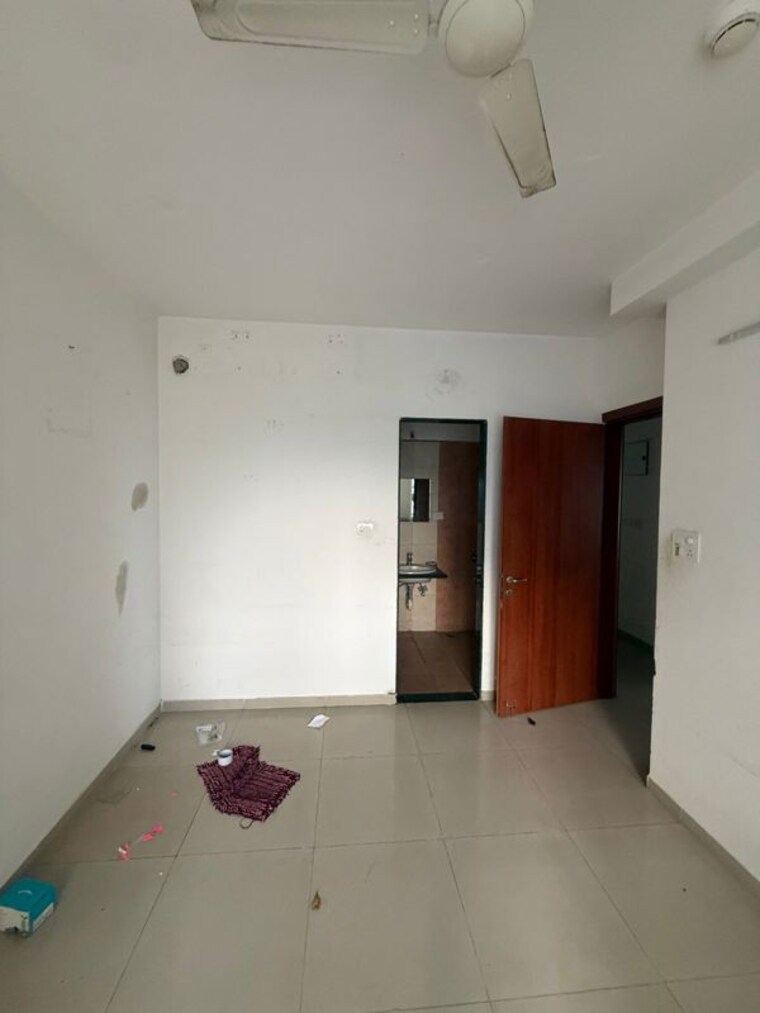 Living Room, kolte-patil-life-republic 3 Bedroom 1500 Sq.Ft. Apartment In Hinjewadi Pune 9819250