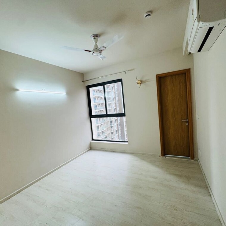 Room, m3m-heights 2 Bedroom 1261 Sq.Ft. Apartment In Sector 65 Gurgaon 9819252