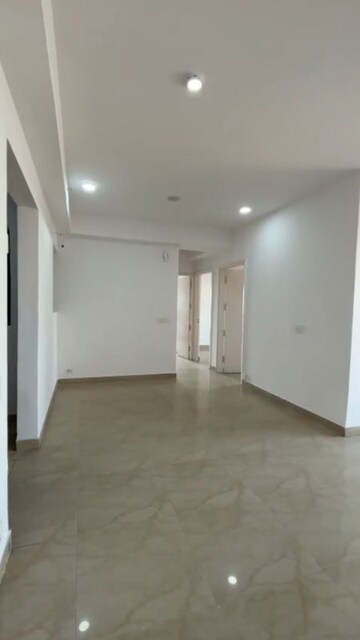 Room in 3 BHK Apartment at Eros Sampoornam, Sector 2 Greater Noida – for Sale