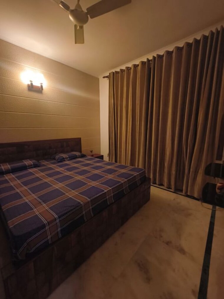 Bedroom, sare-home 3.5 Bedroom 1580 Sq.Ft. Apartment In Sector 92 Gurgaon 9819263
