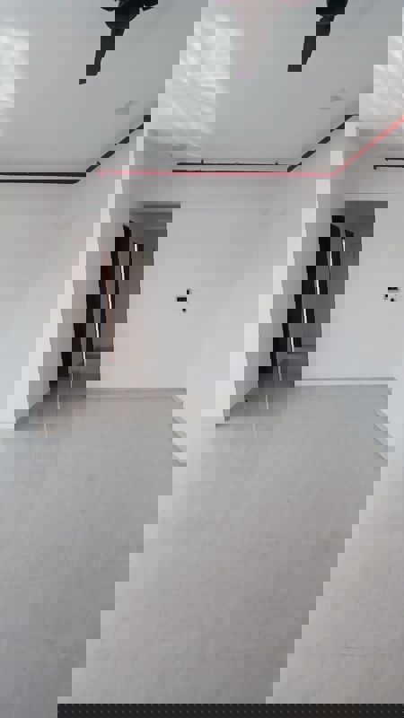 2 BHK + Extra Room Apartment For Sale in Kandivali West