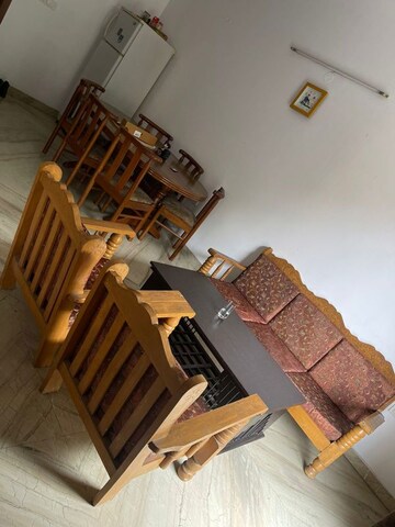 Living Room in 2 BHK Builder Floor at Sector 46 – for Rent