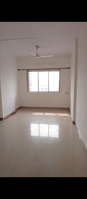 Room in 1 BHK Apartment at Dadar East – for Rent